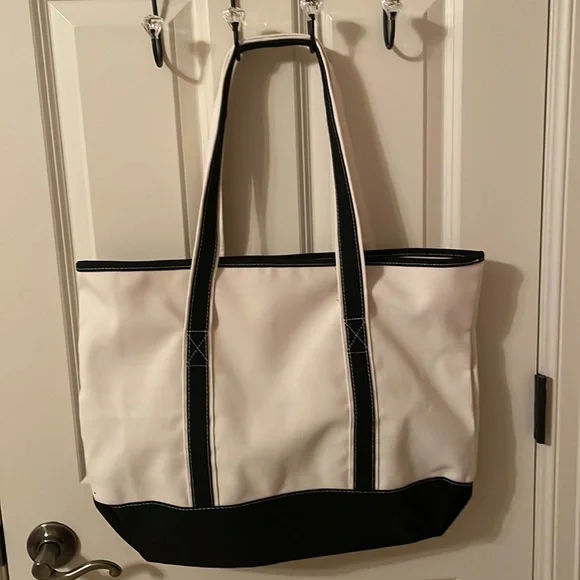 Women's A Monogrammed Tote Bag NWOT - Picture 7 of 7